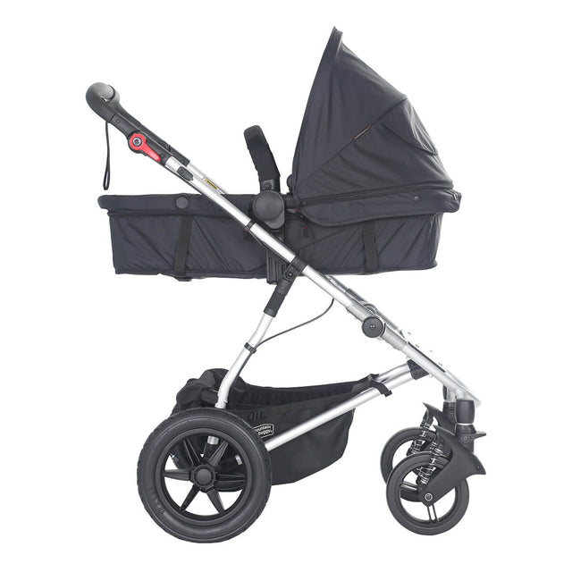 Cosmopolitan™ with free maxi cosi style Car Seat Adaptor