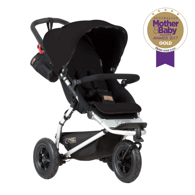 mountain buggy swift compact buggy mother baby magazine awards 2017 3/4 view shown in colour black_black