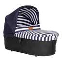 carrycot_plus_luxury_NAUTICAL_2020__3qtr_1200x1200px_df020ff6-4fd5-4772-9b4c-0c0df546e60e.webp