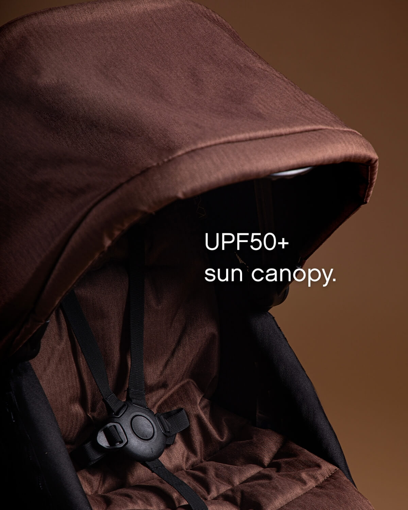 mountain-buggy-carrycot-plus-urban-jungle-Heritage-Mustang-UPF50+-canopy.webp